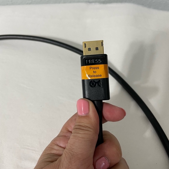 Display port dual end monitor connection cable - Picture 5 of 6